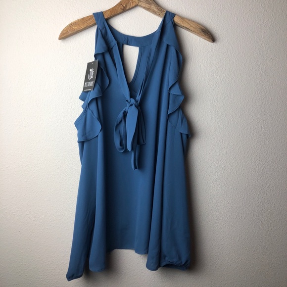 Miss Chievous Women's cold shoulder top Small NWT - Picture 6 of 7